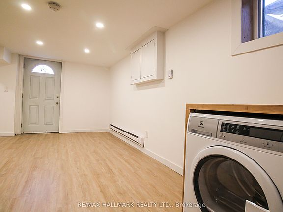 4th image of 10 Hamilton St