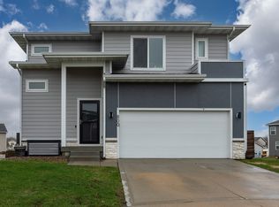 800 NE 14th St, Grimes, IA 50111