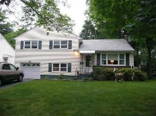 512 Rockview Ave, North Plainfield, NJ 07063