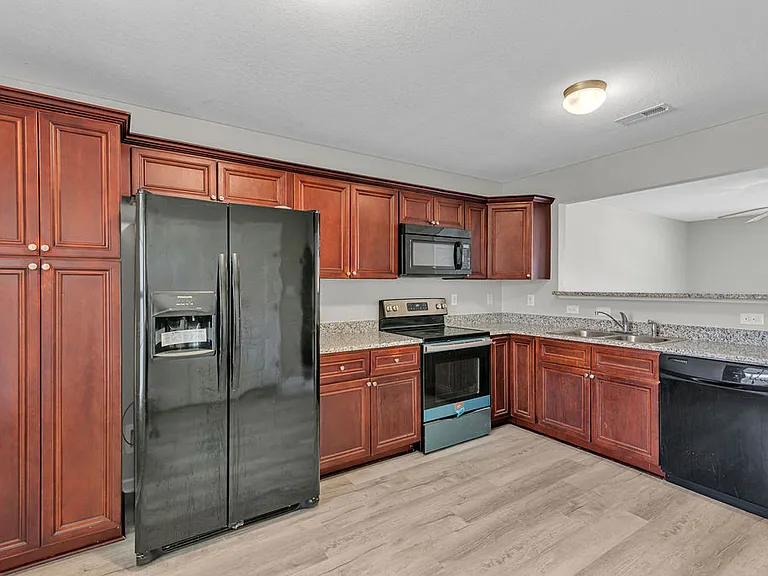 117 Cornerstone Dr #1 — Photo 6