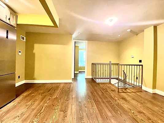 Rented by Doorway NYC, LLC | media 19