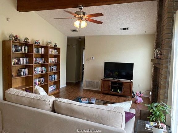 5th image of 1109 Paintbrush Cir
