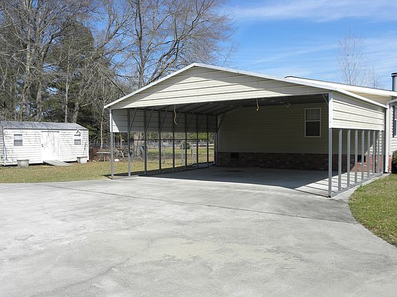 Nice Carport for 2 or 3