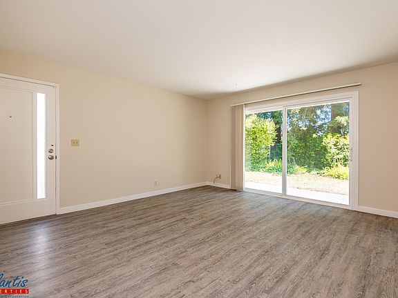 2nd image of 984 Ponderosa Ave