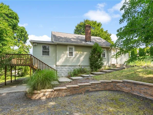 39 Old South Plank Road, Newburgh, NY 12550