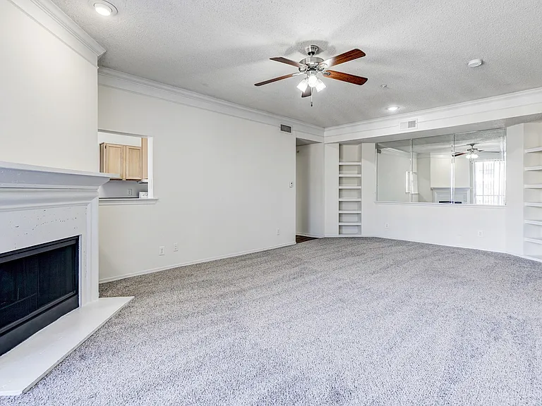 Saxony at Chase Oaks Apartments — Photo 32