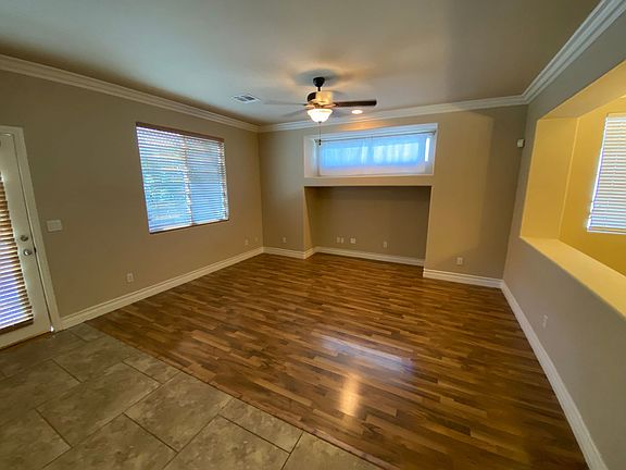 3rd image of 2650 Hourglass Dr