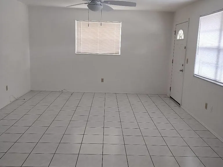 3069 Huron Ave — Photo 2