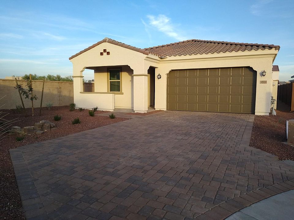 Cul-de-sac lot with large backyard