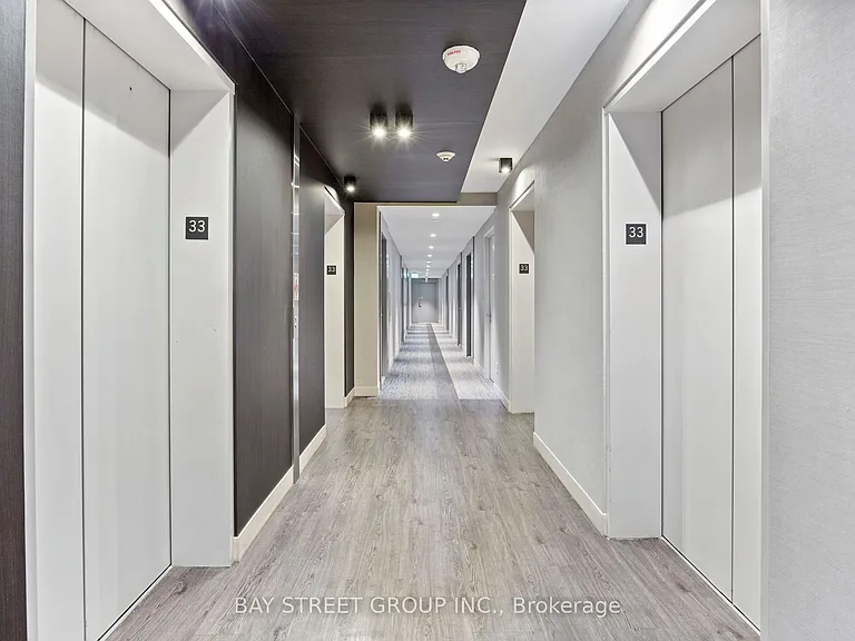 19 Western Battery Rd #3301 — Photo 28