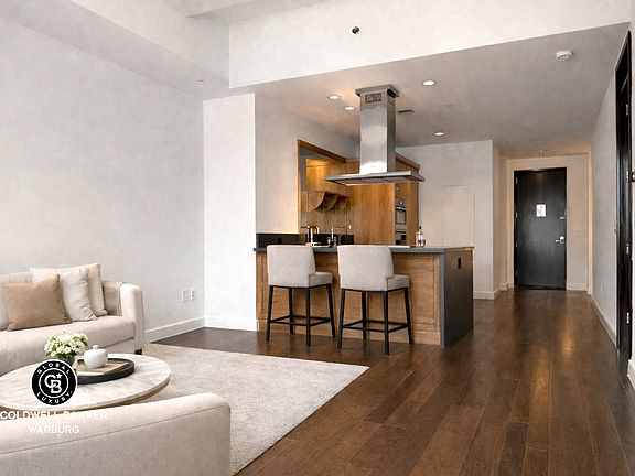 3rd image of 425 W 50th St APT 15C