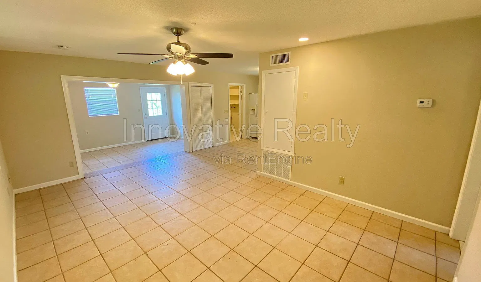 3 bed, 1.5 bath, 1142 sqft, $1,695 — Photo 4