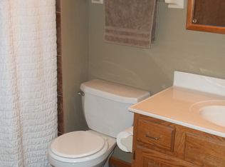17215 Greentree Ave, Lakeville, MN 55044