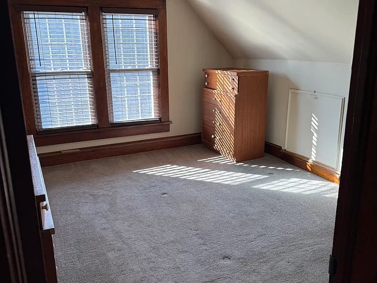944 Woodlawn St #3 — Photo 4