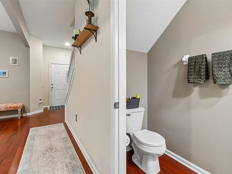 26606 Castleview Way — Photo 10