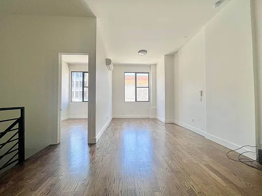 Rented by Doorway NYC, LLC | media 2