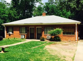 2922 Oberry St, Raleigh, NC 27607