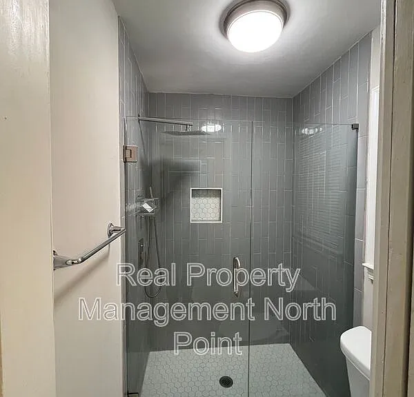 3434 Palace Ct — Photo 16
