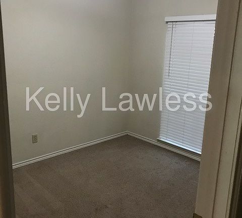 2nd image of 7729 Red Oak St