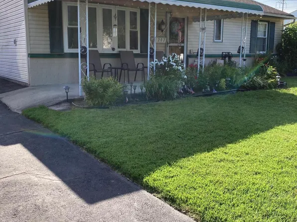 202 Janet Ave, Croydon, PA 19021