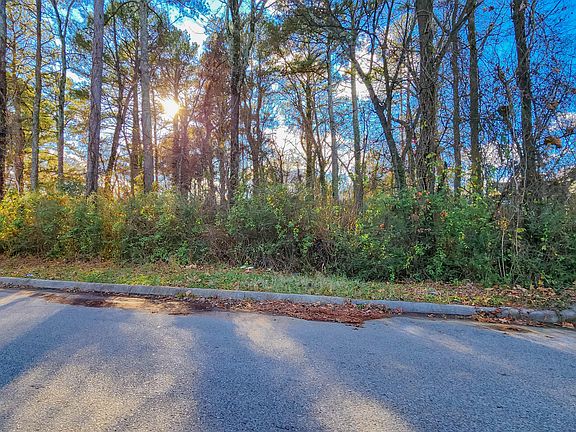 3rd image of 5819 Talladega Dr