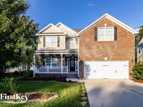 6623 Barton Creek Dr, Whitsett, NC 27377