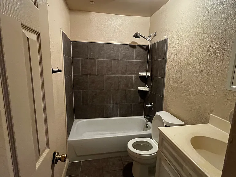6013 Oman Ave #A — Photo 3