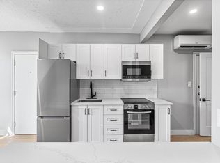 81 James St #5, Ottawa, ON K1R5M2