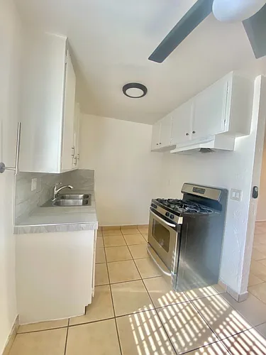 2430 Linden Ave., Long Beach Photo 1