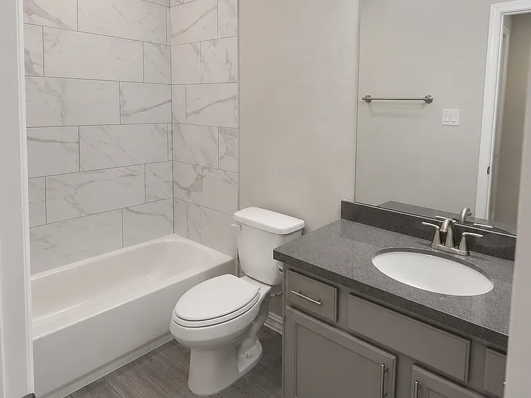 14143 Medina Dr — Photo 9