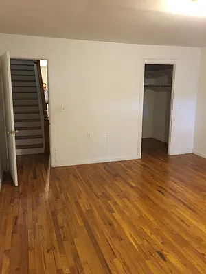 Rented by Owner | media 8