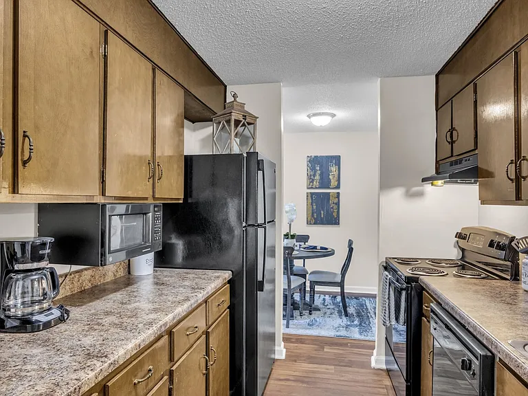 Aspen Village Apartment Homes — Photo 1
