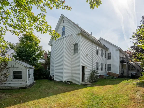 44 Main Street, Raymond, NH 03077