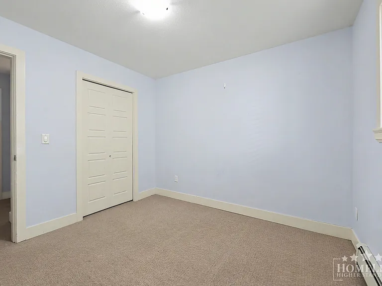 6125 148th St #BASEMENT — Photo 6