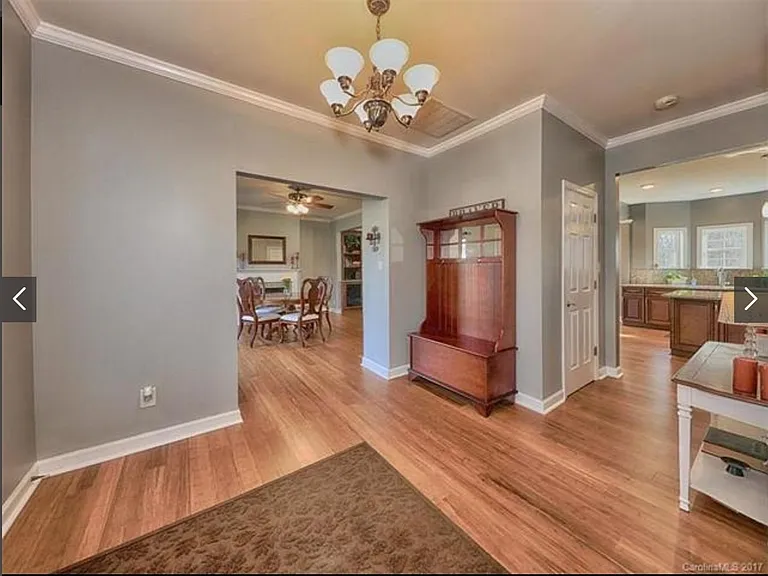 6600 Barkley Farm Rd — Photo 2