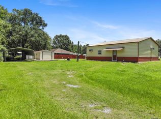 19725 Feraci Rd, Livingston, LA 70754