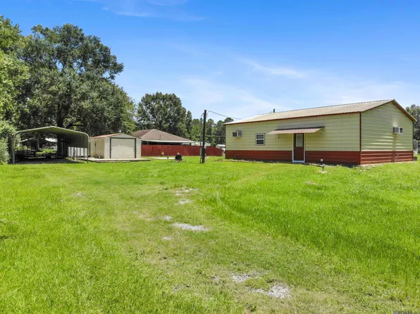 19725 Feraci Rd, Livingston, LA 70754