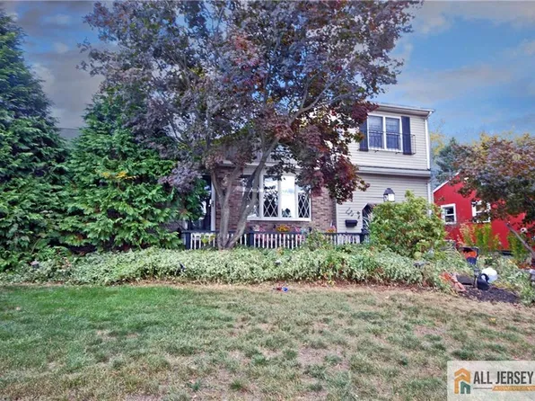 1121 Charter St, Piscataway, NJ 08854