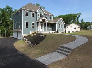 6 Bradfields Dr, Haverhill, MA 01830