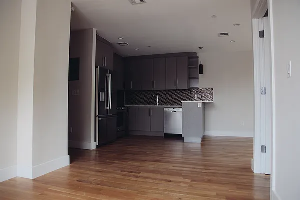 Rented by Belvedere Bridge Realty, LLC | media 20