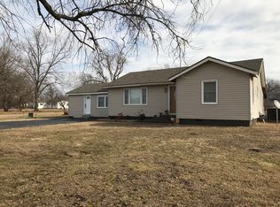 505 N Perry St, Scammon, KS 66773