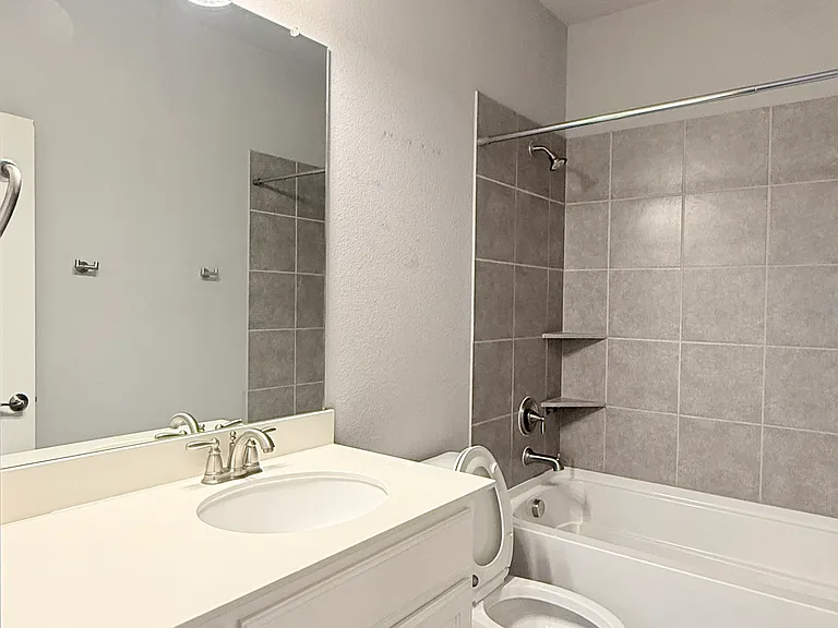 4225 Blackjack Oak Dr — Photo 29