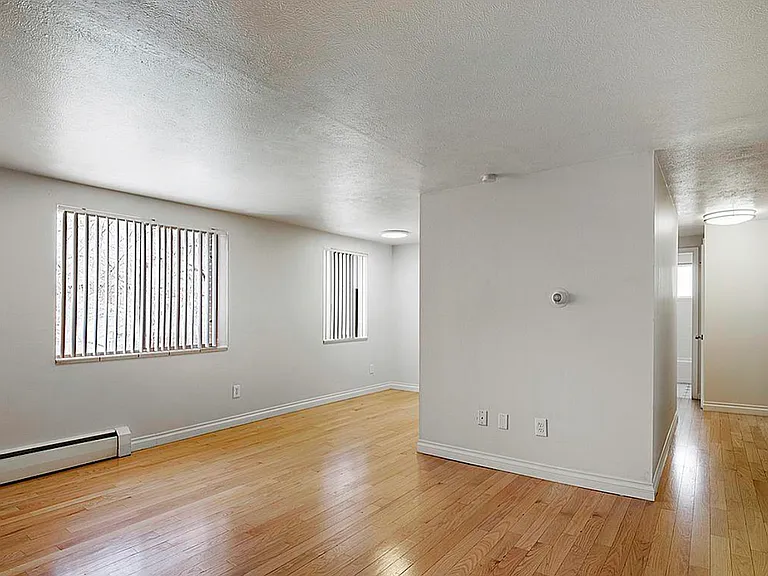 Franklin Flats — Photo 16
