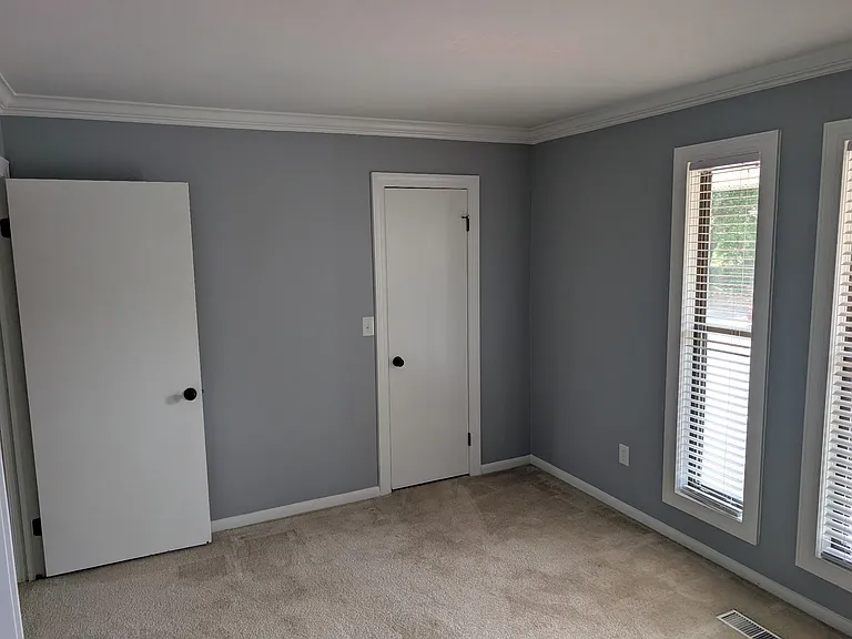 3707 Heathrow Dr — Photo 9