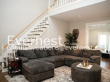 4580 Village Dr — Photo 5
