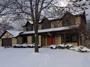 6130 Kings Shire Rd, Grand Blanc, MI 48439