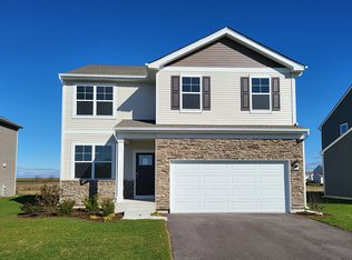 2521 Winterberry Trl, Wonder Lake, IL 60097