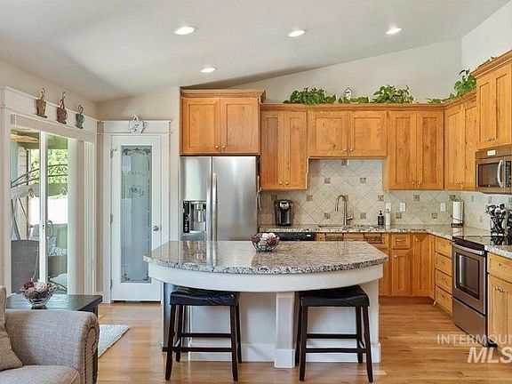 large kitchen-fridge not provided
