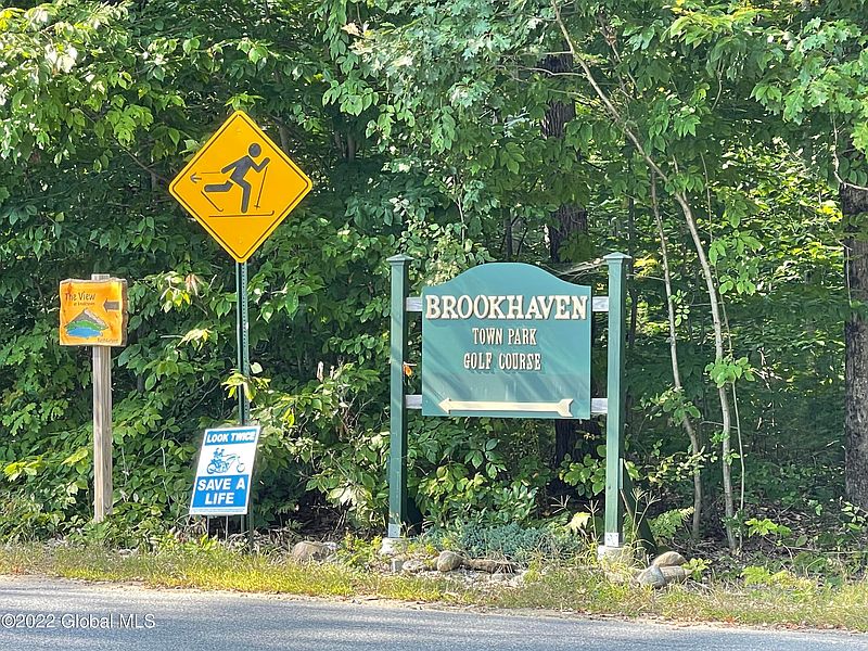2nd image of 160 Alpine Meadows Road
