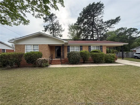 2616 Phoenician Dr, Fayetteville, NC 28306